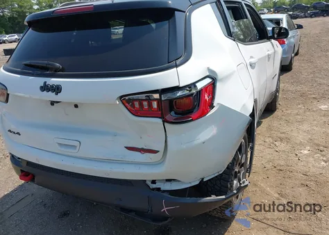 2024 Jeep Compass Trailhawk 4X4 from USA, damaged, VIN 3C4NJDDN2RT149493